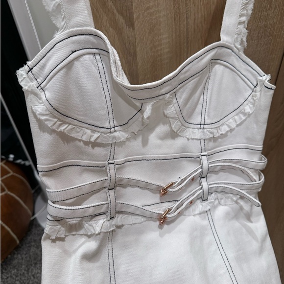 Love and lemons cute jean dress for Summer - Picture 3 of 3